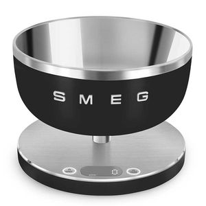 ترازو آشپزخانه دیجیتال اسمگ مدل  smeg ksc01  حداکثر ظرفیت قابل اندازه‌گیری 5 کیلوگرم با دقت اندازه‌گیری 1 گرم